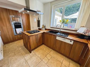 Photo 1- click for photo gallery